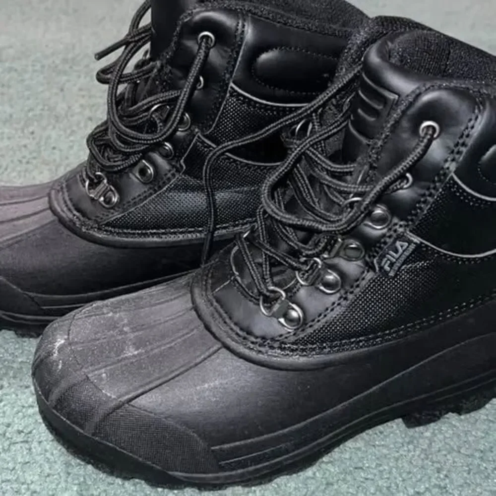 Fila Kids Weathertech Extreme Waterproof black Boot  3SH40155 976 size US 3